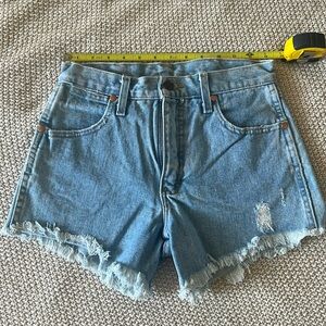 VINTAGE WRANGLER SHORTS